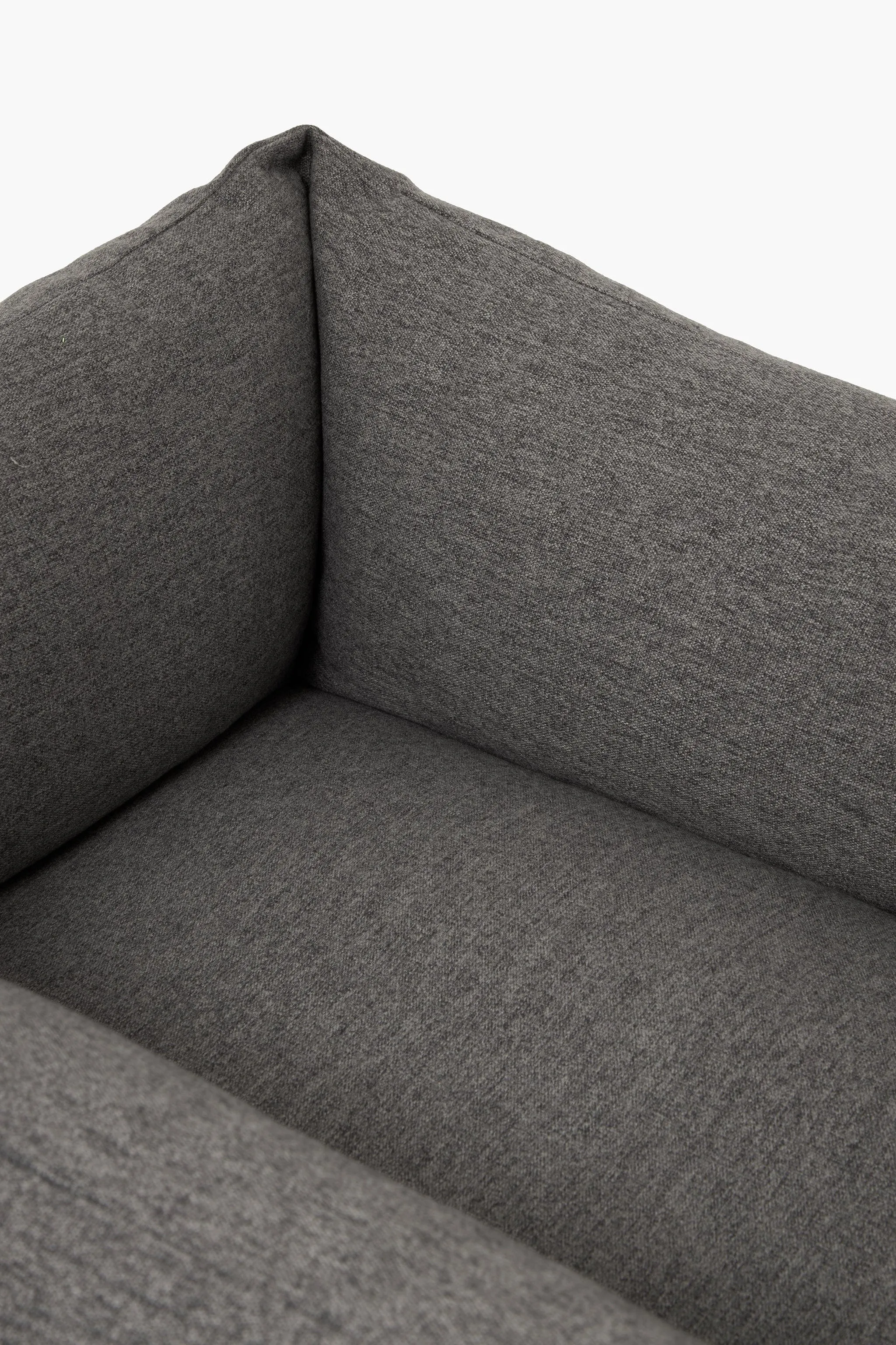 Grey Nest Dog Bed | Ultimate Comfort & Modern Elegance